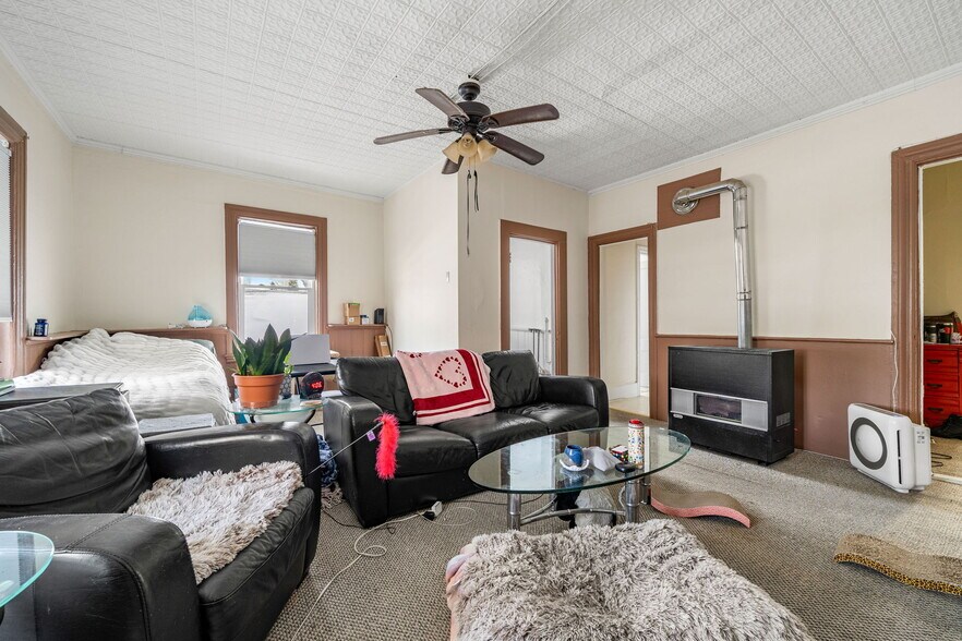 More Photos Of 7-17 School St, Merrimac Apartments For Sale