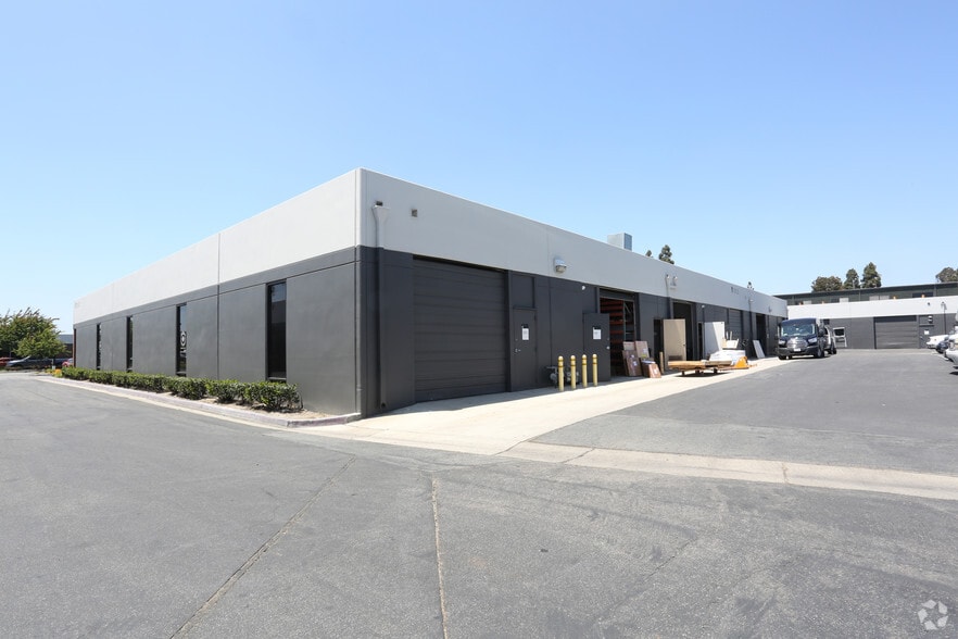 More Photos Of 17775 Main St, Irvine Unknown For Lease