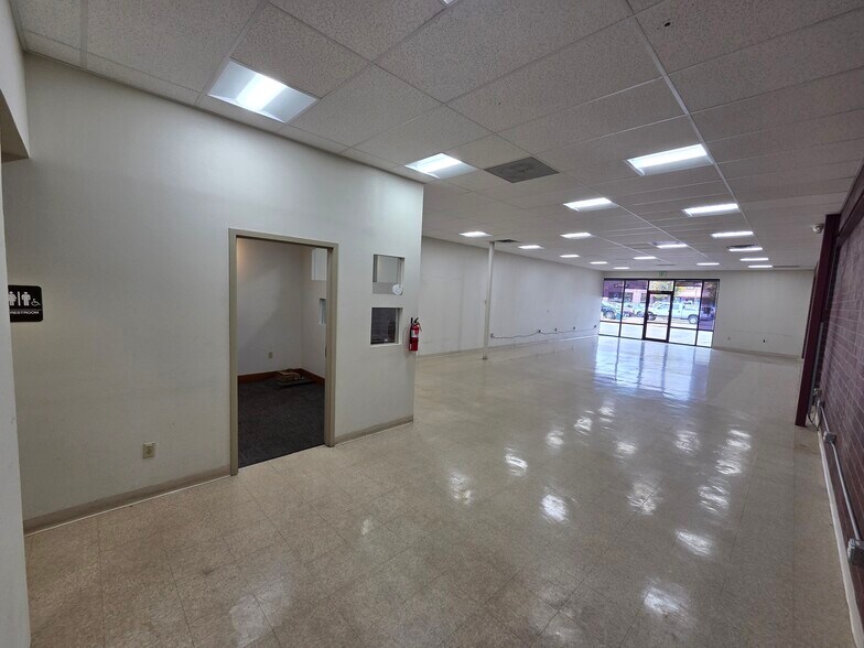 More Photos Of 1101-1125 W Drake Rd, Fort Collins Unknown For Lease