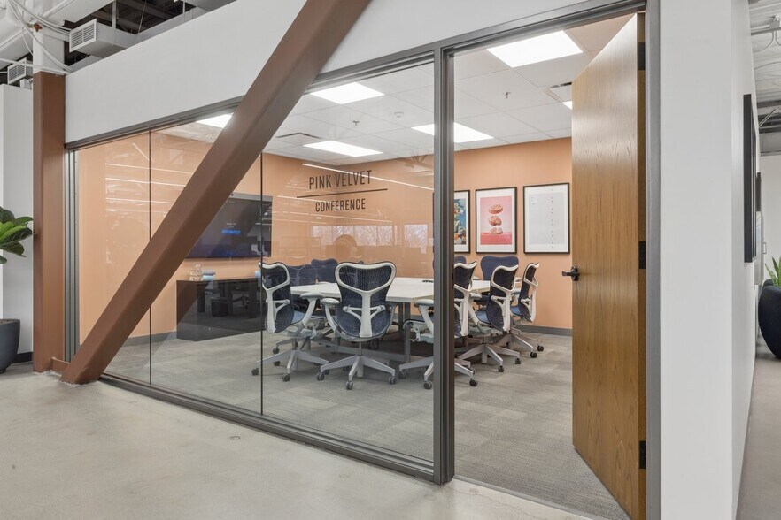 More Photos Of 1712 S East Bay Blvd, Provo Unknown For Lease