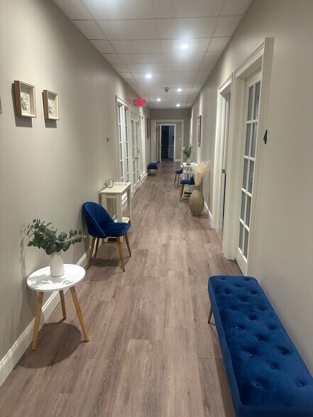 More Photos Of 10 S Clinton St, Doylestown Office For Lease