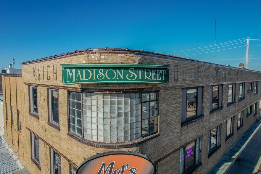 More Photos Of 201 W Commercial St, Lebanon Office For Sale