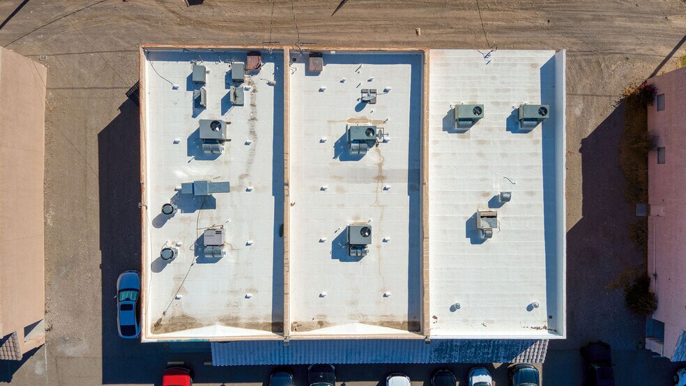 More Photos Of 832 Gemstone Ave, Bullhead City Restaurant For Sale