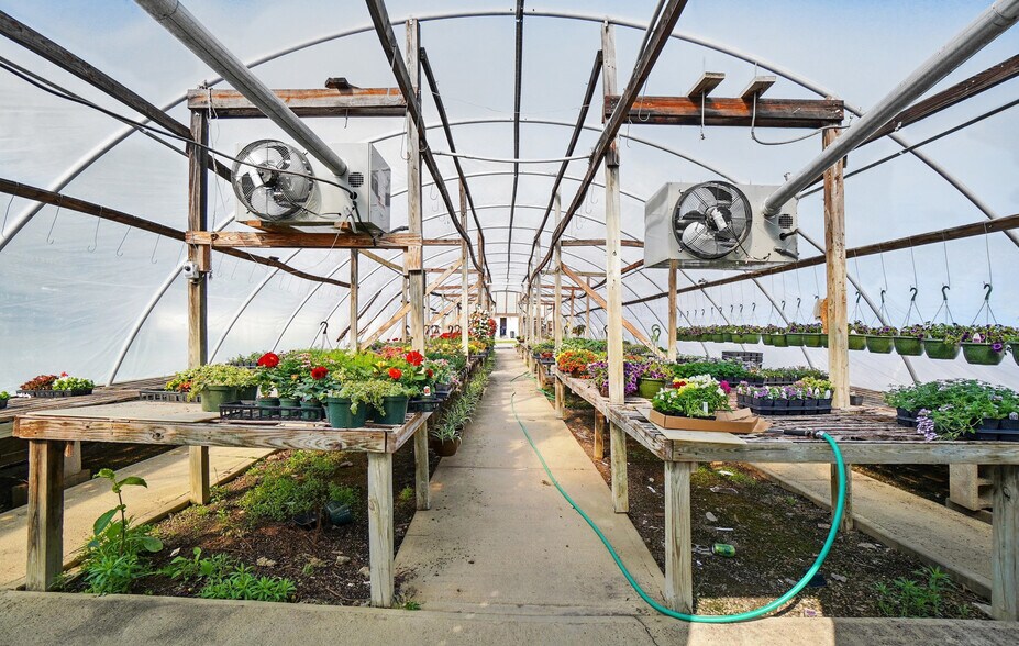 More Photos Of 1056 US-68, Xenia Garden Center For Sale