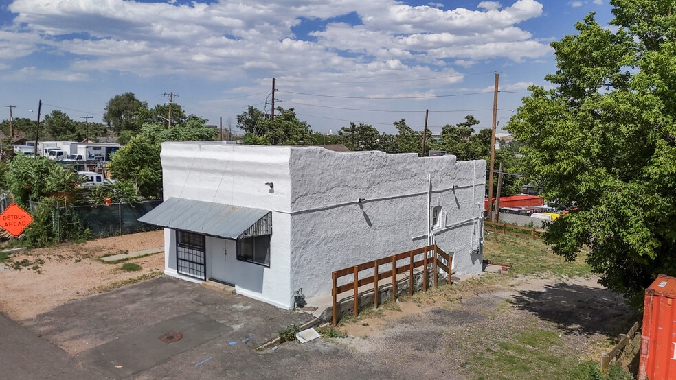 More Photos Of 4342 Delaware St, Denver Warehouse For Sale