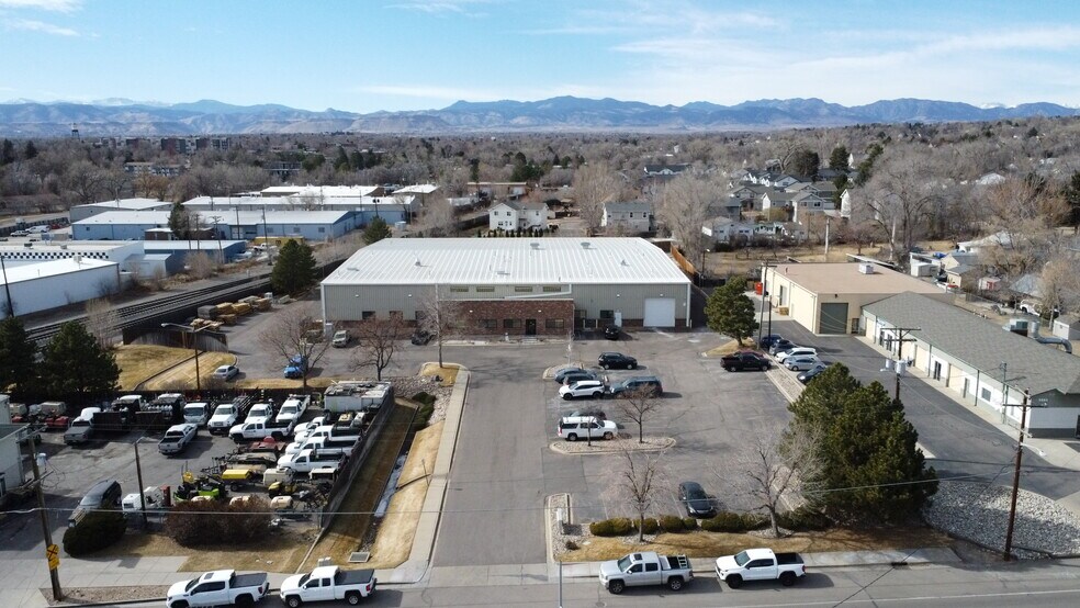 More Photos Of 5905 Lamar St, Arvada Warehouse For Lease