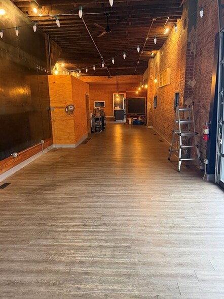 More Photos Of 1000 Tinsman Ave, Trenton Freestanding For Sale