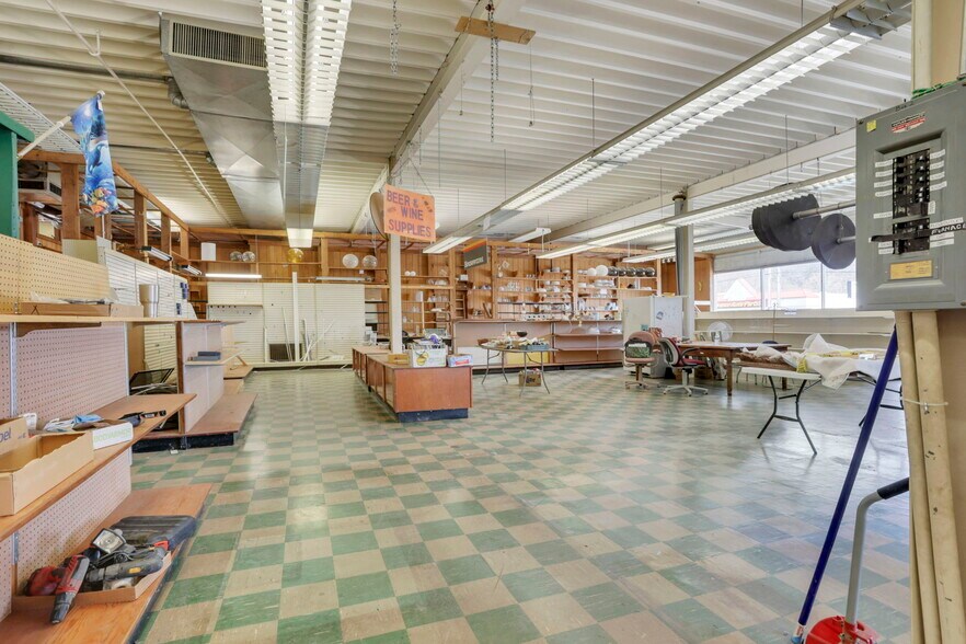 More Photos Of , Lancaster General Retail For Sale