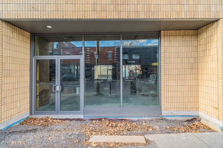 More Photos Of 2485 Rue Bélanger, Montréal Multifamily For Sale