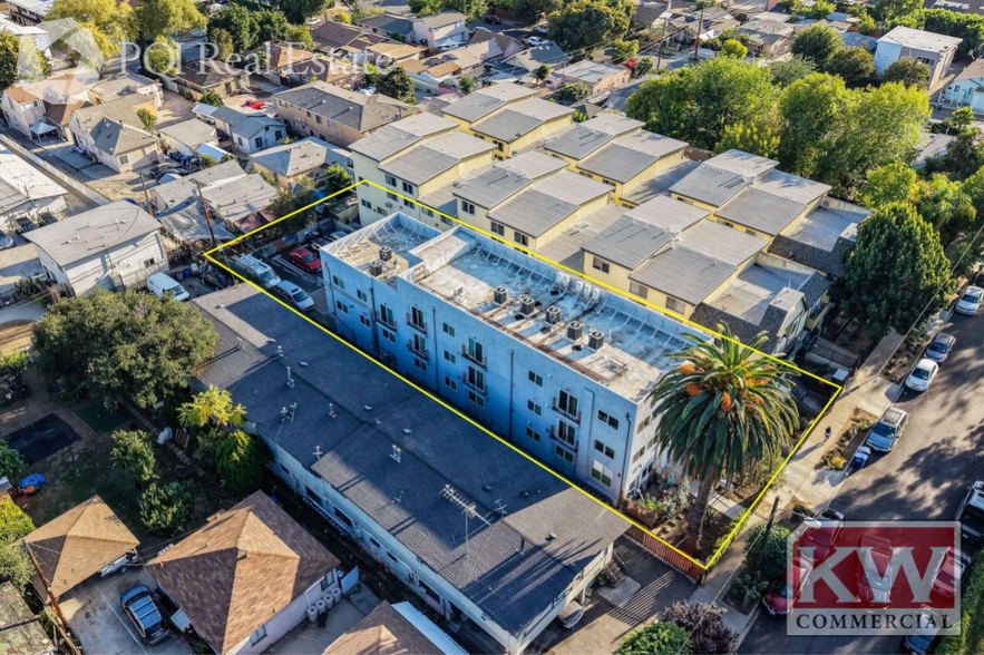 More Photos Of 3324 N Chapman St, Los Angeles Apartments For Sale