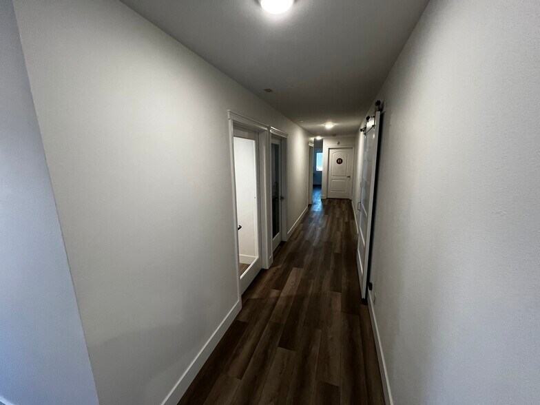 More Photos Of 2410 Larkspur Ln, Redding Office For Lease