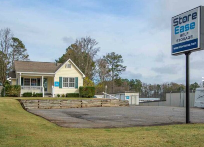 More Photos Of 4298 Canton Hwy, Cumming Self Storage For Lease