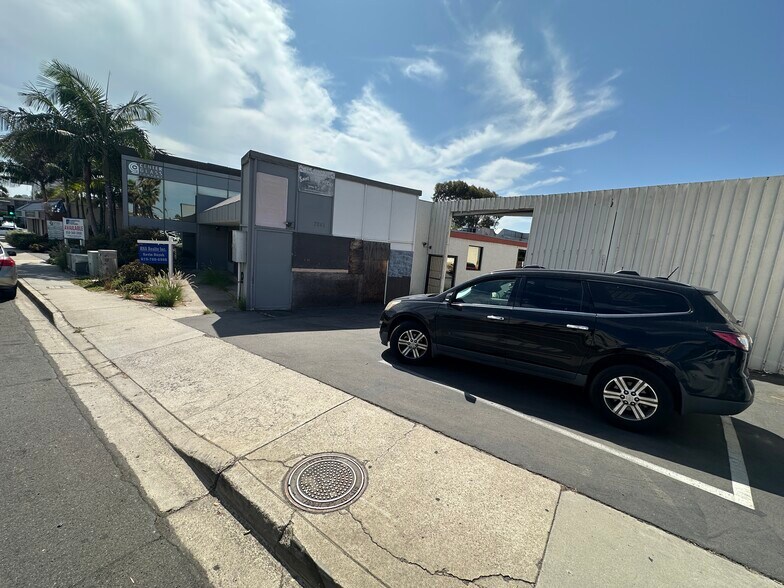 More Photos Of 7841 El Cajon Blvd, La Mesa Office Residential For Sale
