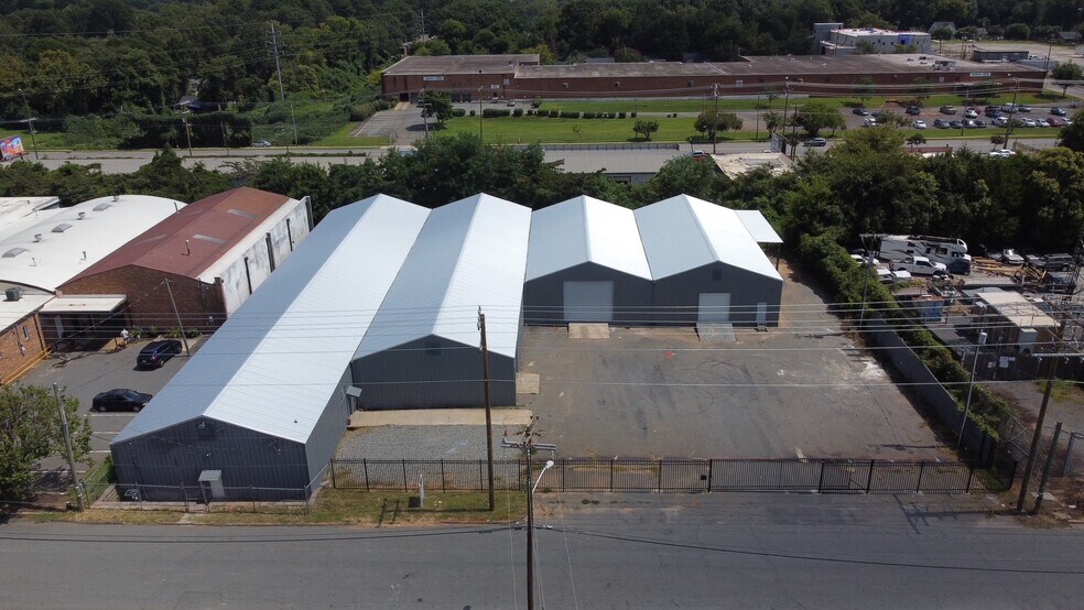 Primary Photo Of 2528-2532 Lucena St, Charlotte Warehouse For Lease