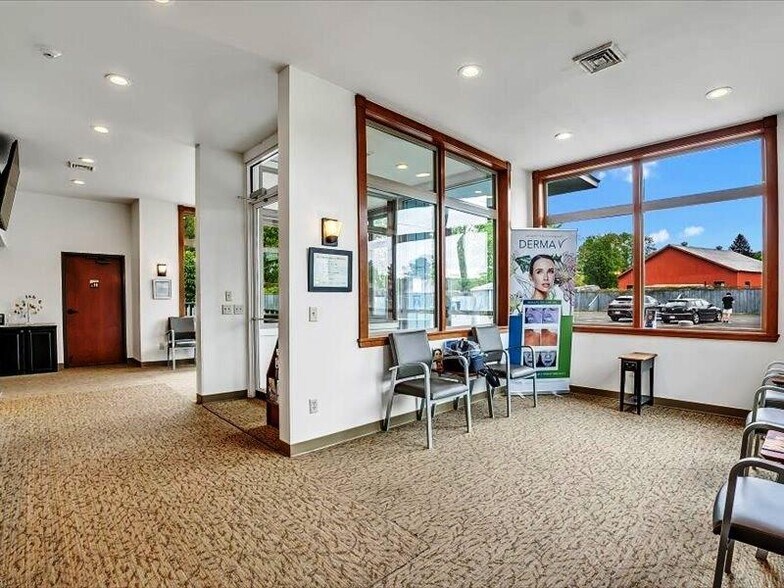 More Photos Of 6 Country Club Rd, West Oneonta Office For Sale