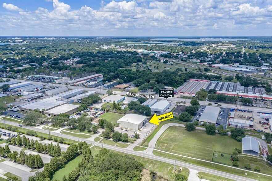 More Photos Of 2160 Edgewood Dr S, Lakeland Warehouse For Lease