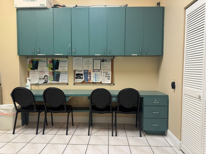 More Photos Of 1100 S Main St, Belle Glade Office Residential For Sale