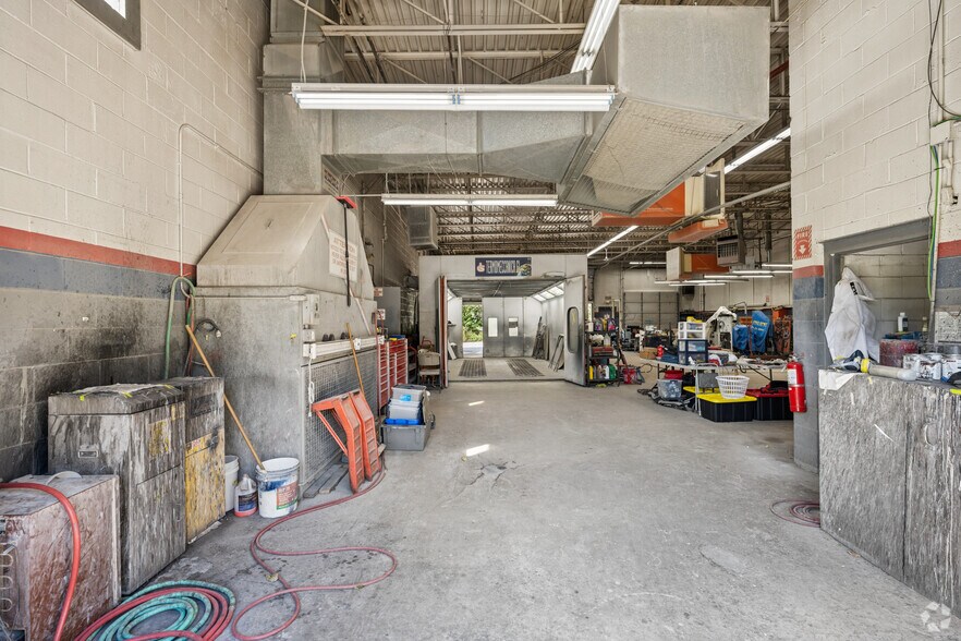 More Photos Of 61 Mathewson Dr, Weymouth Auto Repair For Sale