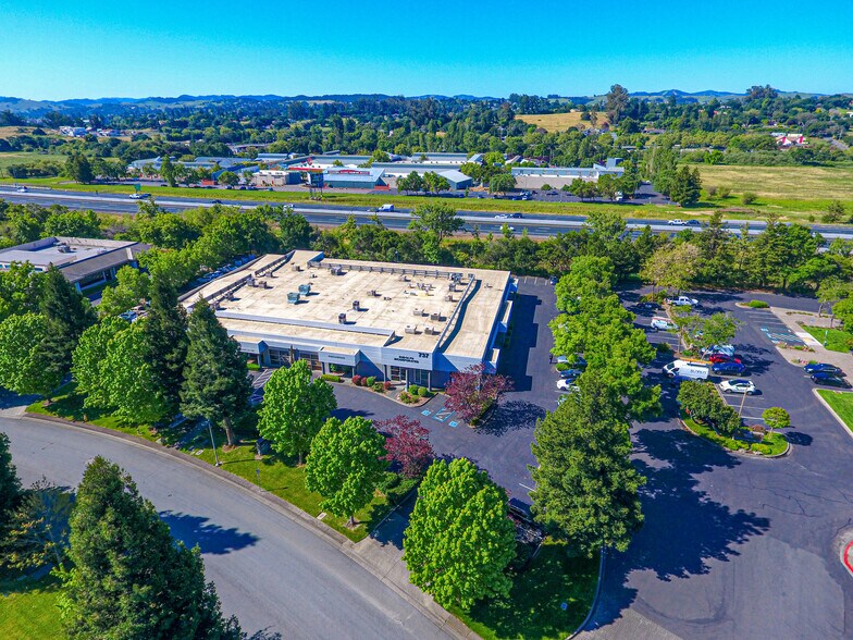 More Photos Of 737 Southpoint Blvd, Petaluma Research And Development For Sale