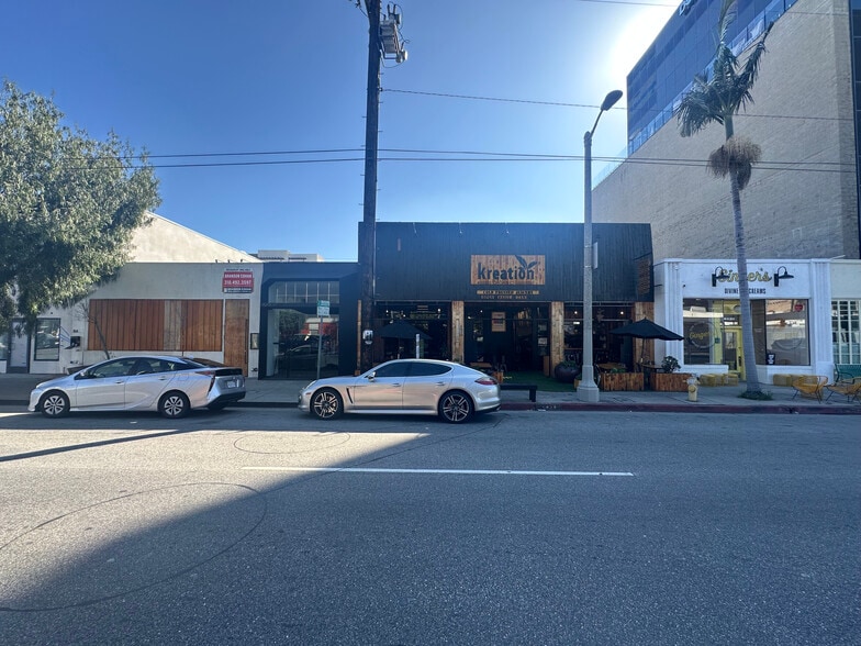 More Photos Of 8422-8428 W 3rd St, Los Angeles Restaurant For Lease