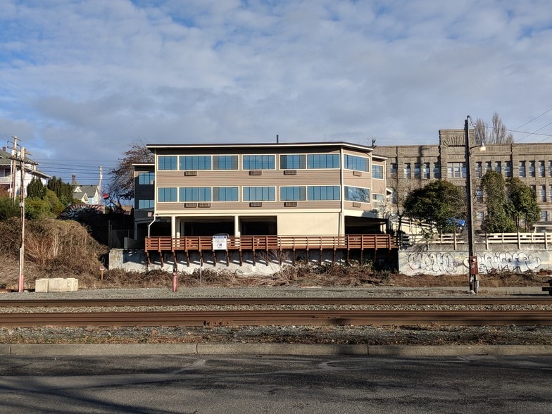 More Photos Of 1111 W Holly St, Bellingham Office For Lease