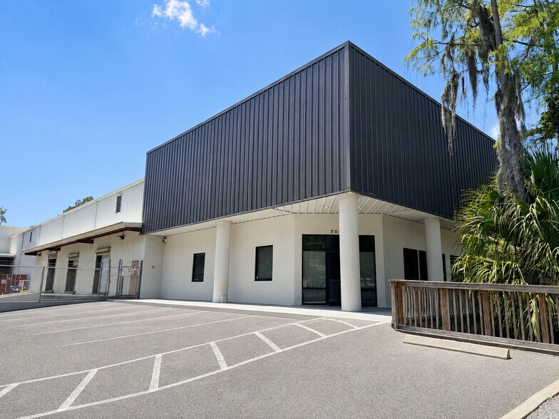 Primary Photo Of 7076 Davis Creek Rd, Jacksonville Warehouse For Lease