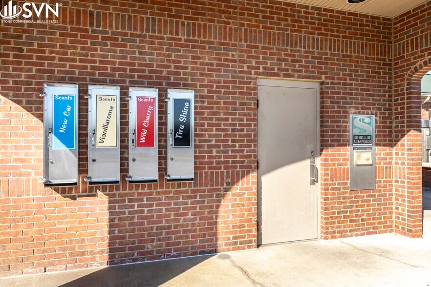 More Photos Of 1042 Bypass S, Lawrenceburg Carwash For Sale