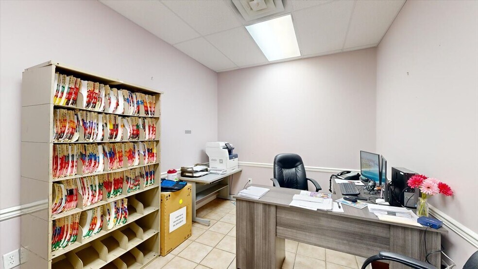 More Photos Of 113 Bo Bo Dr, Crystal Springs Freestanding For Lease