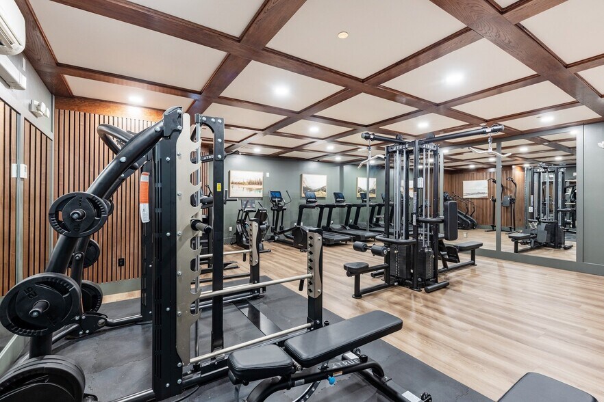 More Photos Of 1900 Queen Anne Ave N, Seattle Apartments For Lease