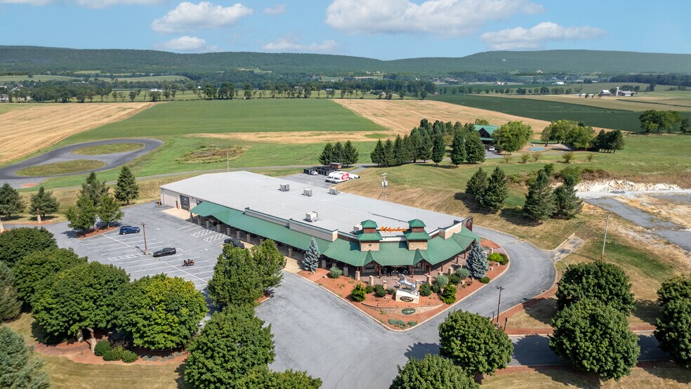 More Photos Of 107 Yearicks Blvd, Centre Hall Auto Dealership For Sale