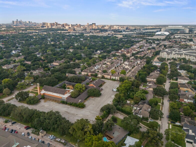 More Photos Of 3511 Linkwood Dr, Houston Religious Facility For Sale