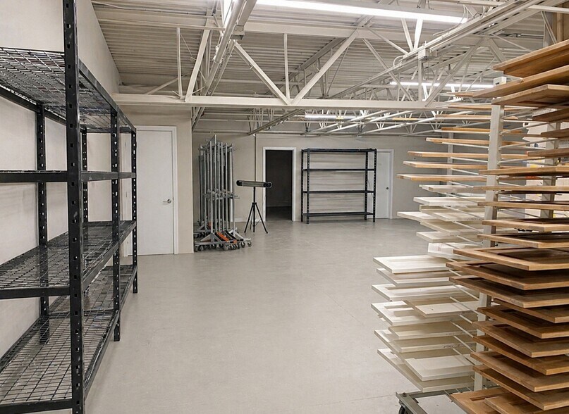 More Photos Of 1 Presidential Way, Woburn Light Distribution For Lease