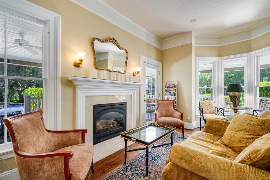 More Photos Of 1139 Lincoln Ave, Calistoga Hospitality For Sale