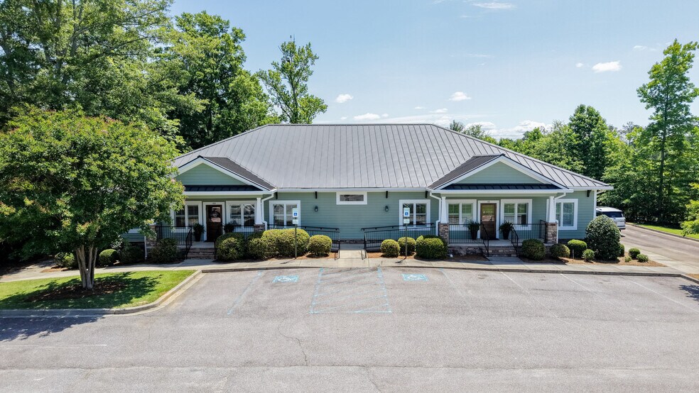 More Photos Of 137 Amicks Ferry Rd, Chapin Medical For Lease
