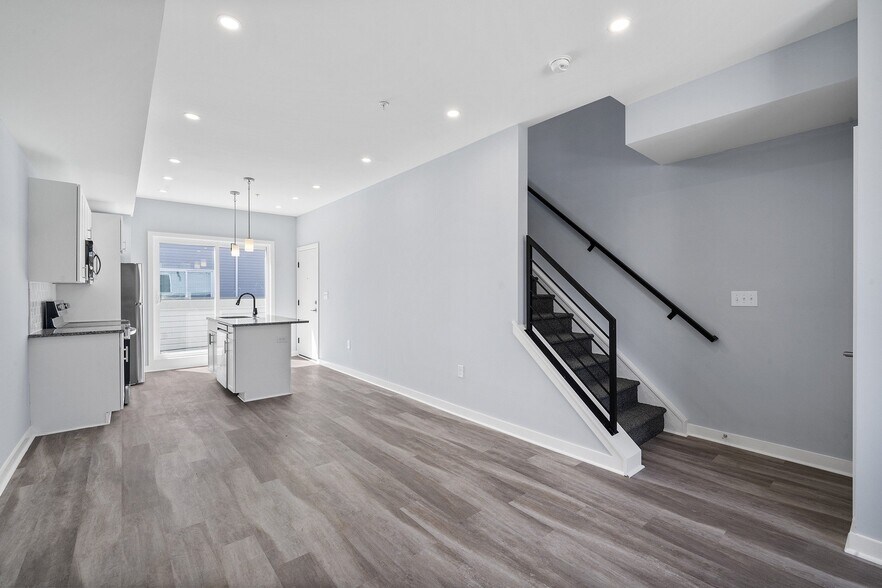 More Photos Of 2215 E Tioga St, Philadelphia Apartments For Sale