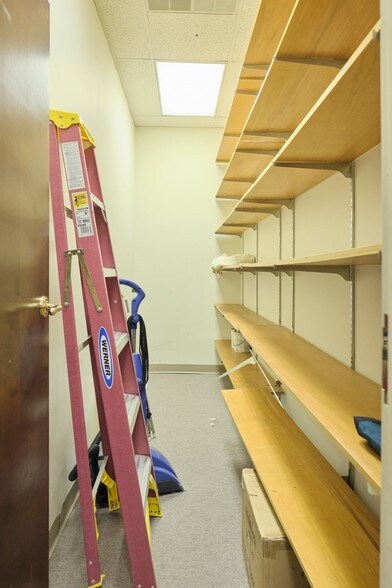 More Photos Of 1908 W Allen St, Allentown Office For Lease