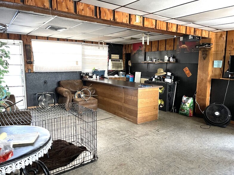 More Photos Of 1095 US Highway 17 S, Bartow Auto Repair For Sale