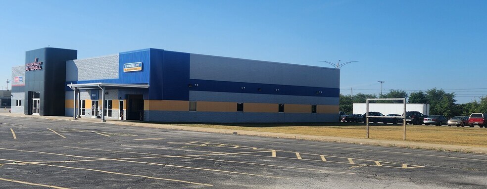 More Photos Of 750 Beaver Valley Mall, Monaca Freestanding For Sale