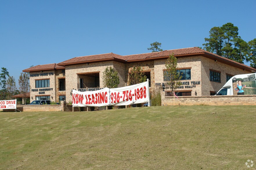 More Photos Of 5452 Highway 105 W, Conroe Office For Sale