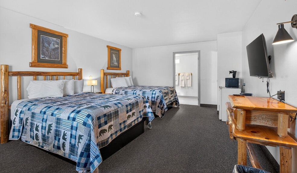 More Photos Of 102 E Greenwood St, Enterprise Hotel For Sale