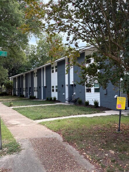 More Photos Of 319 Main St, West Point Apartments For Sale