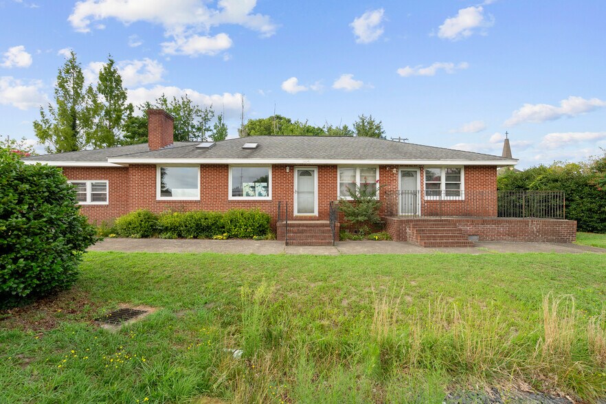 More Photos Of 6041 Indian River Rd, Virginia Beach Office Residential For Sale