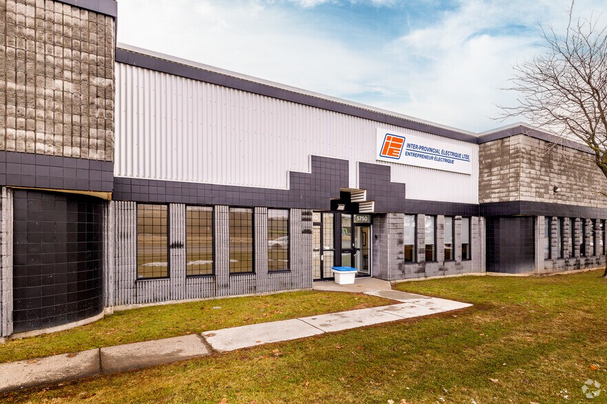 Primary Photo Of 5550-5750 Boul Thimens, Saint-Laurent Coworking Space