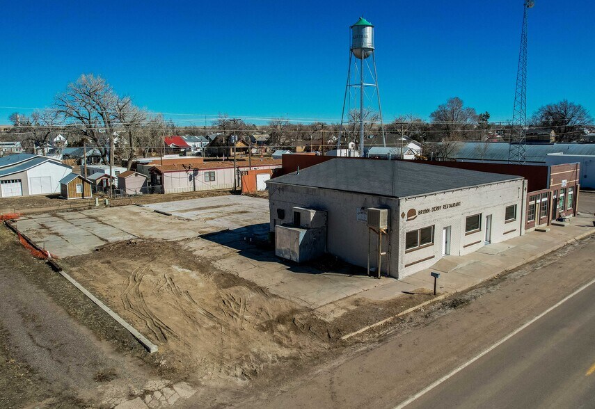 More Photos Of 618 1st Ave, Deer Trail Restaurant For Sale