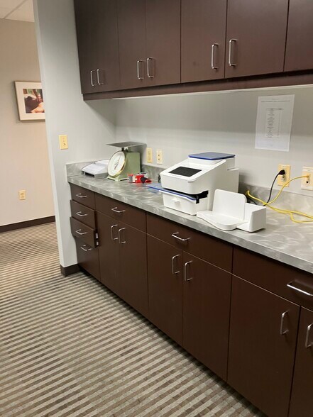 More Photos Of 3200 Tower Oaks Blvd, Rockville Medical For Sale