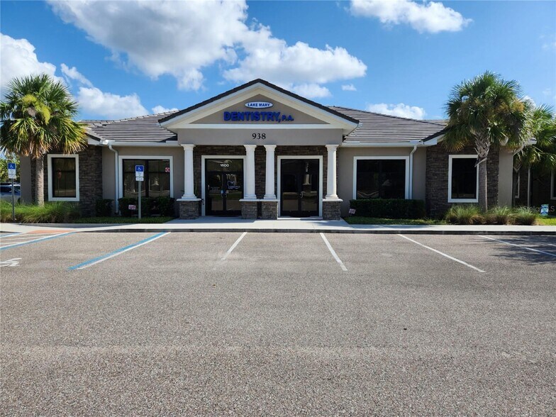 More Photos Of 938 International Pky, Lake Mary Medical For Lease