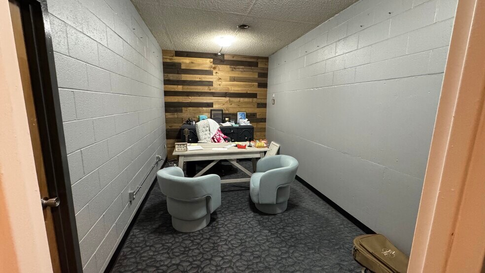 More Photos Of 5445 E 29th St, Kansas City Religious Facility For Sale