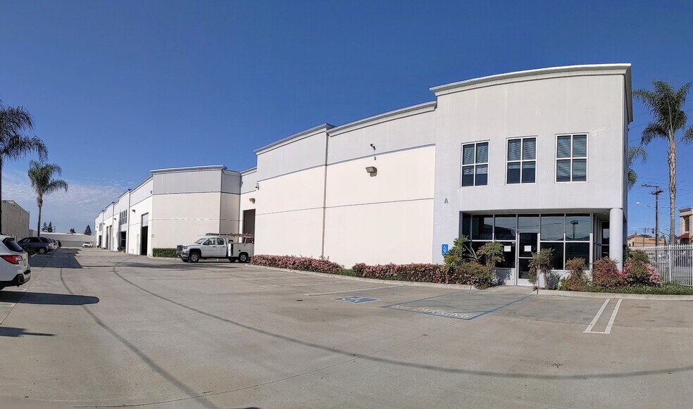 More Photos Of 10018 Lower Azusa Rd, El Monte Warehouse For Lease