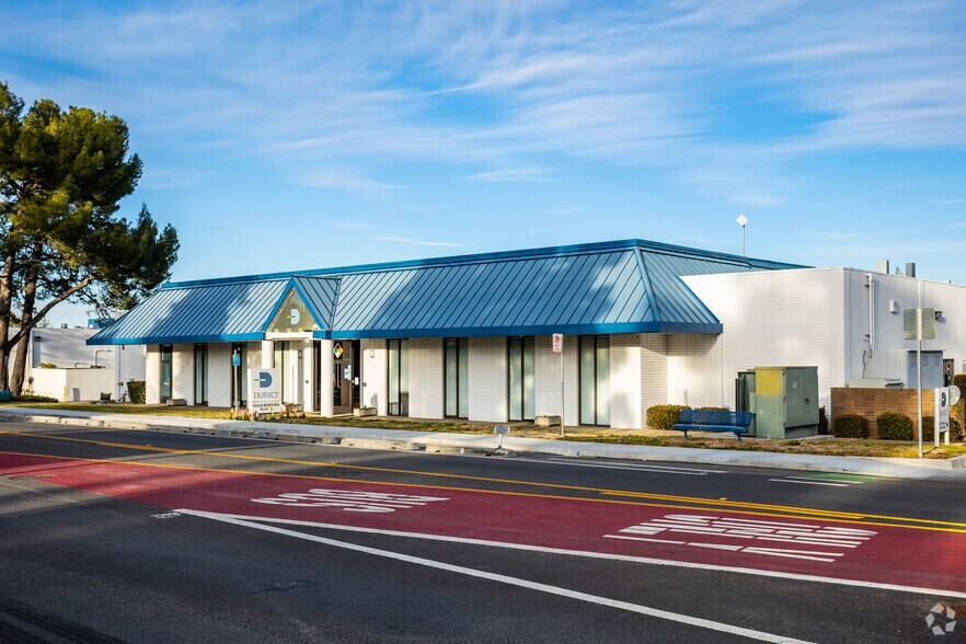 Primary Photo Of 10260 Bubb Rd, Cupertino Flex For Sale