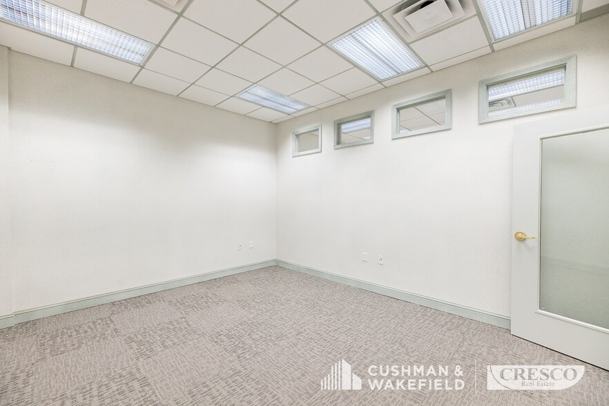 More Photos Of 2775 Bishop Rd, Wickliffe Medical For Sale